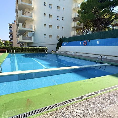 شقة Apartsalou Penedes المظهر الخارجي الصورة